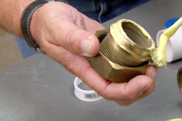 pipe dope on brass fitting