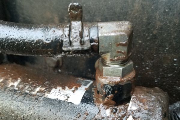 Hydraulic Adapter fail