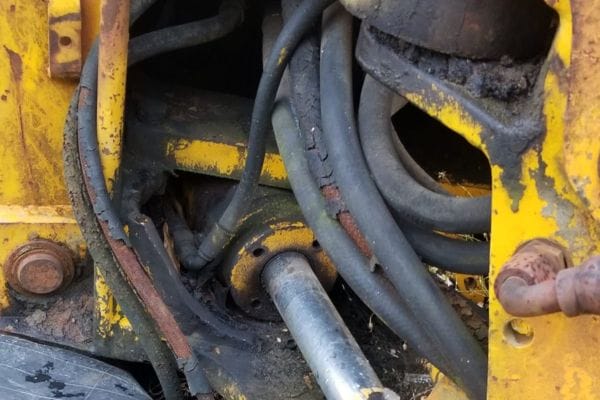 Hydraulic hose Fail Topa