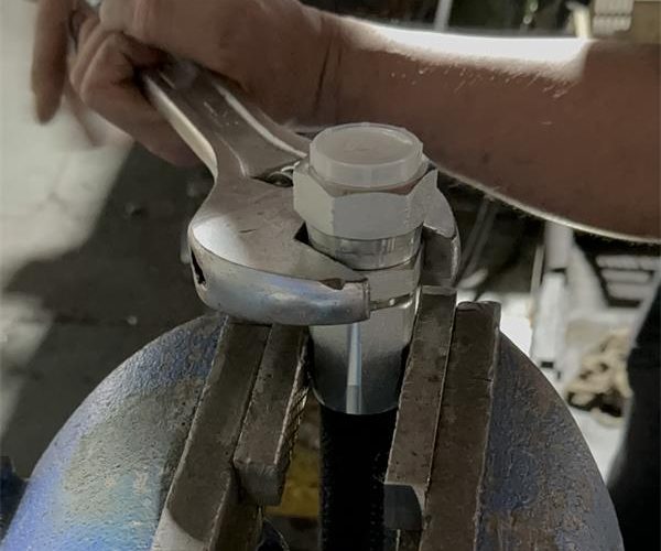 Install Field attachable Hydraulic hose fittings Topa Install Field attachable Hydraulic hose fittings Topa