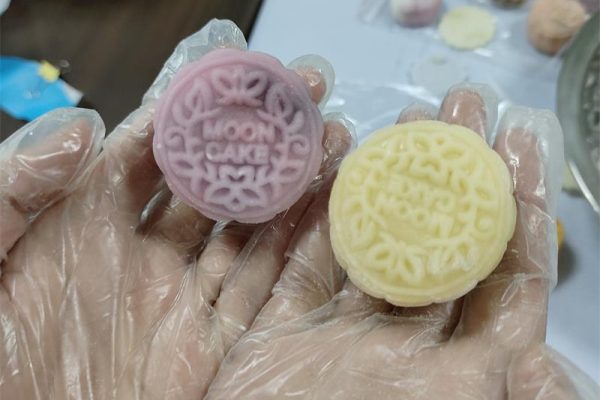 Topa mooncakes